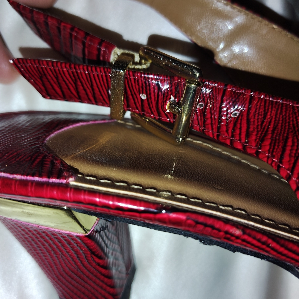 J.Renee Red Textured Heels - Picture 4 of 5